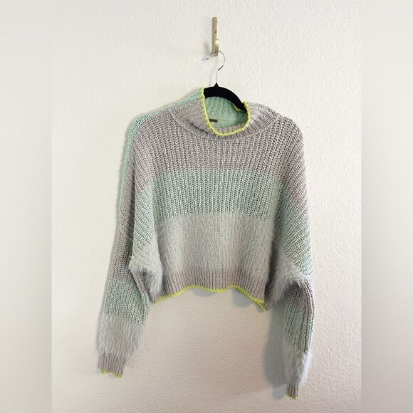 Free People Sunbrite stripe fuzzy Sweater Crop River Run. XS - Picture 9 of 9